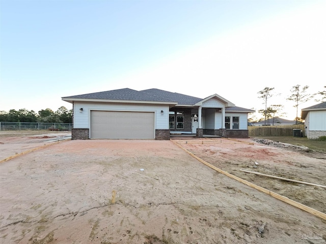 view of front of house featuring a garage