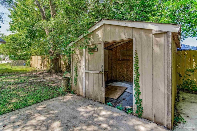 view of outbuilding