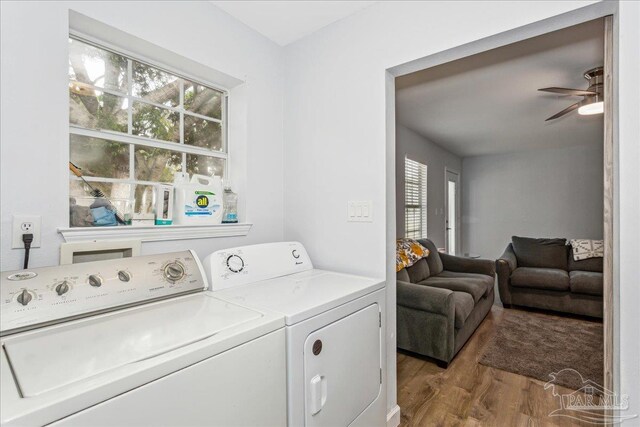 7244 Frankfort St, Navarre, FL 32566 - laundry room with hardwood / wood-style floors, washer and dryer, and ceiling fan