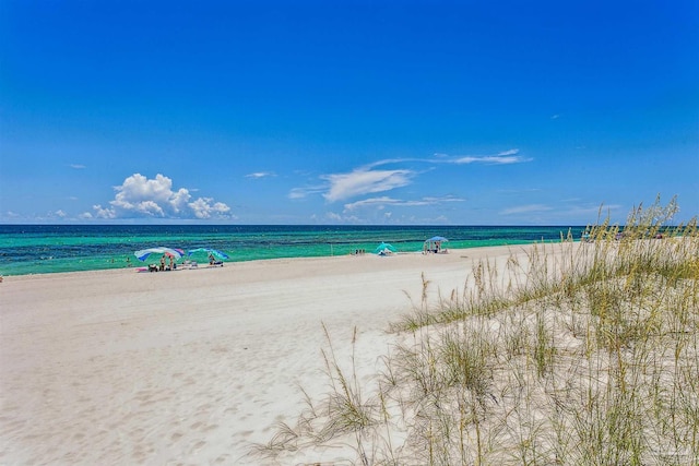 Listing photo 3 for 230 Ariola Dr, Pensacola Beach FL 32561