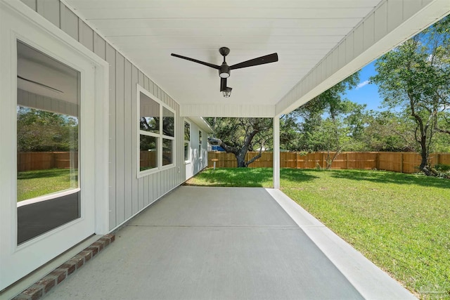 view of patio / terrace featuring a ceiling fan and a fenced backyard