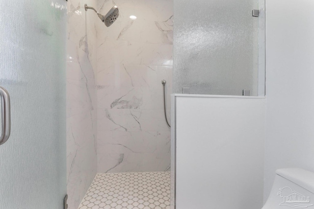 20 Magnolia Ave, Shalimar, FL 32579 - full bath featuring a marble finish shower and toilet