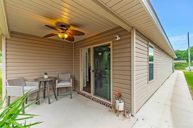 5853 Fairlands Rd, Milton, FL 32583 - view of patio / terrace featuring ceiling fan