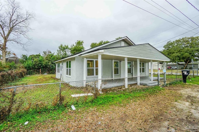 view of front of house featuring covered porch