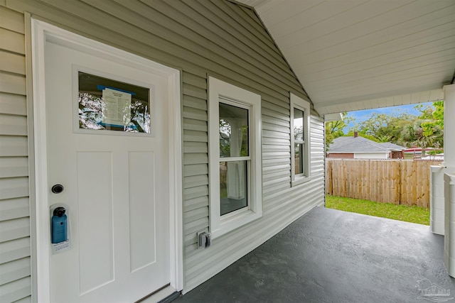 214 Thayer Ave, Pensacola, FL 32507 - entrance to property featuring fence