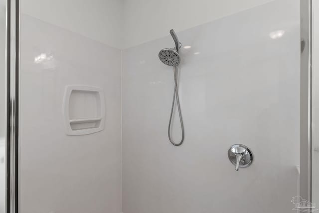 2006 Costa Verde Ct, Navarre, FL 32566 - bathroom view of a shower