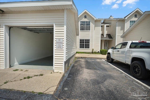 601 E Burgess Rd Unit J2, Pensacola, FL 32504 - view of uncovered parking lot