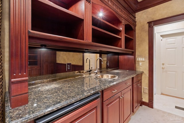 721 W Miracle Strip Pkwy, Mary Esther, FL 32569 - bar featuring a sink, indoor wet bar, and dishwashing machine