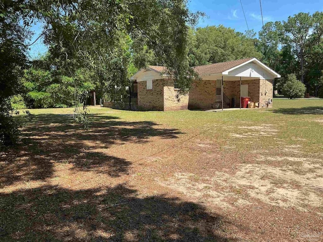 5402 Douglas St, Milton, FL 32570 - view of green lawn
