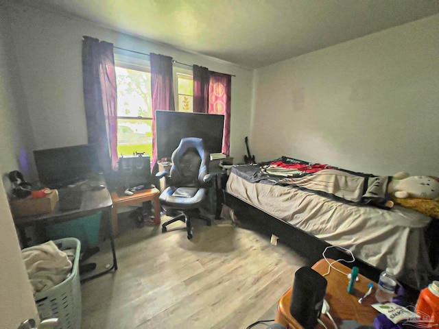 124 Mintz Ln, Cantonment, FL 32533 - bedroom with wood finished floors