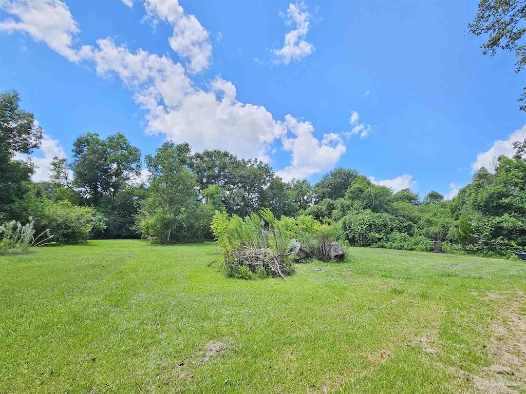 455 W Roberts Rd, Cantonment, FL 32533