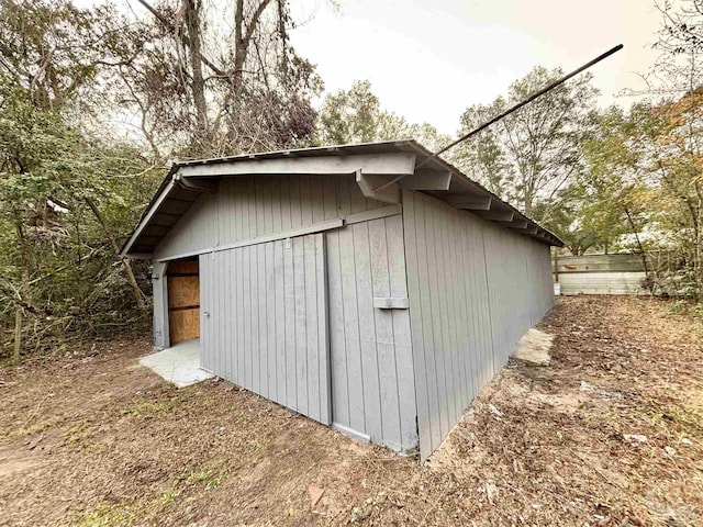 view of outdoor structure