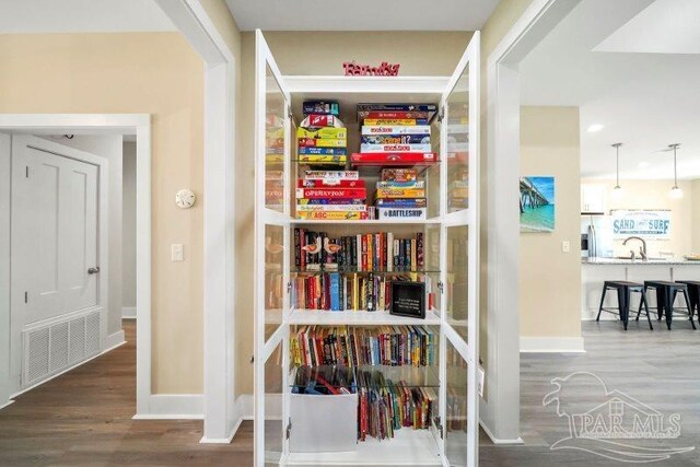 pantry with sink