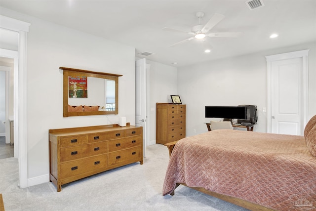 bedroom featuring recessed lighting, visible vents, light carpet, and ceiling fan