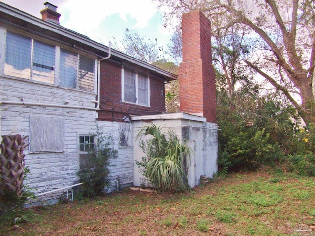 view of home's exterior