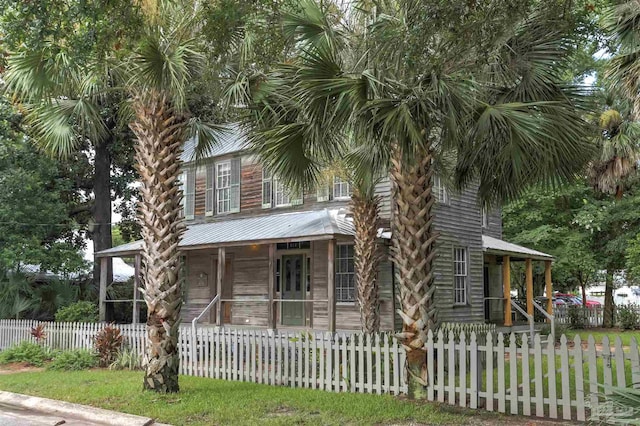 view of front of home with covered porch