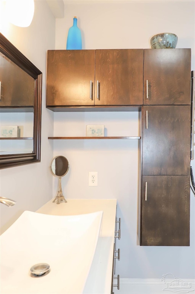 1609 N Spring St, Pensacola, FL 32501 - bathroom featuring a sink