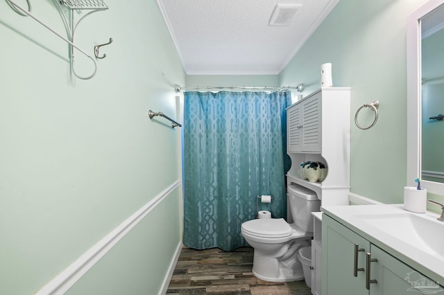 5590 Meadow Creek Pl, Gulf Breeze, FL 32563 - full bathroom featuring crown molding, a textured ceiling, wood finished floors, vanity, and a shower with curtain