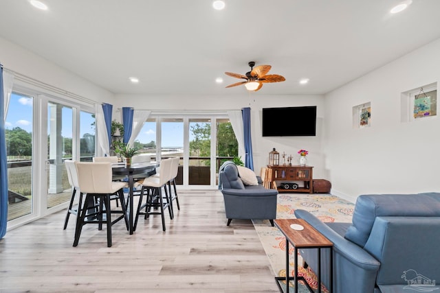 2032 Bay Point Blvd, Milton, FL 32583 - living area featuring recessed lighting, light wood-style floors, and a ceiling fan