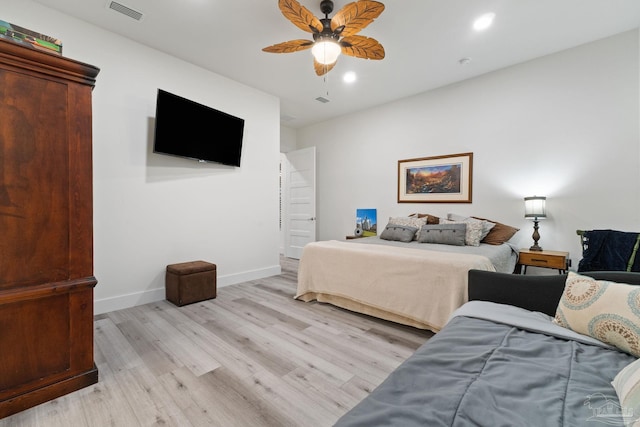 2032 Bay Point Blvd, Milton, FL 32583 - bedroom featuring light wood finished floors, recessed lighting, and ceiling fan