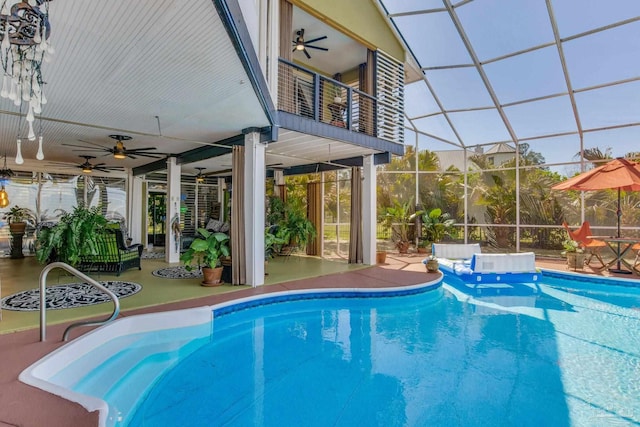 4552 Bayside Dr, Milton, FL 32583 - pool with a lanai, a patio, and a ceiling fan