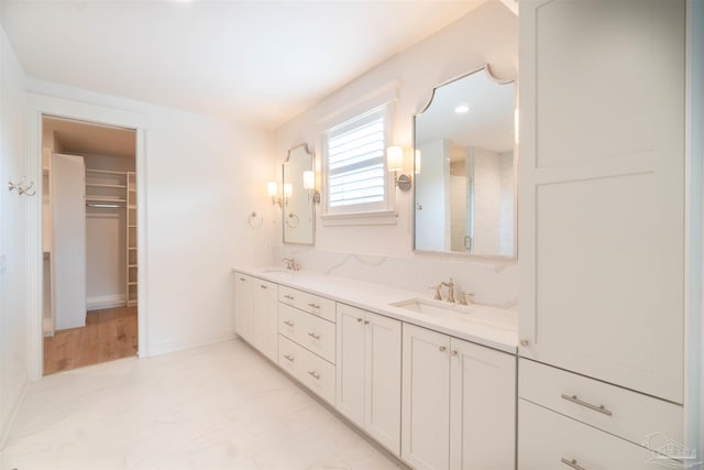 bathroom with vanity