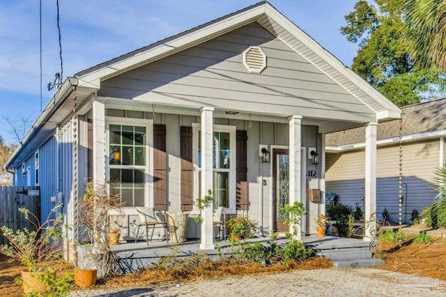 view of front of property featuring a porch