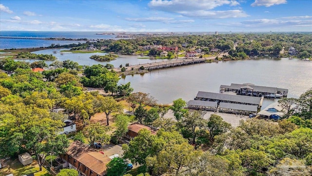 2707 E De Soto St, Pensacola, FL 32503 - birds eye view of property featuring a water view