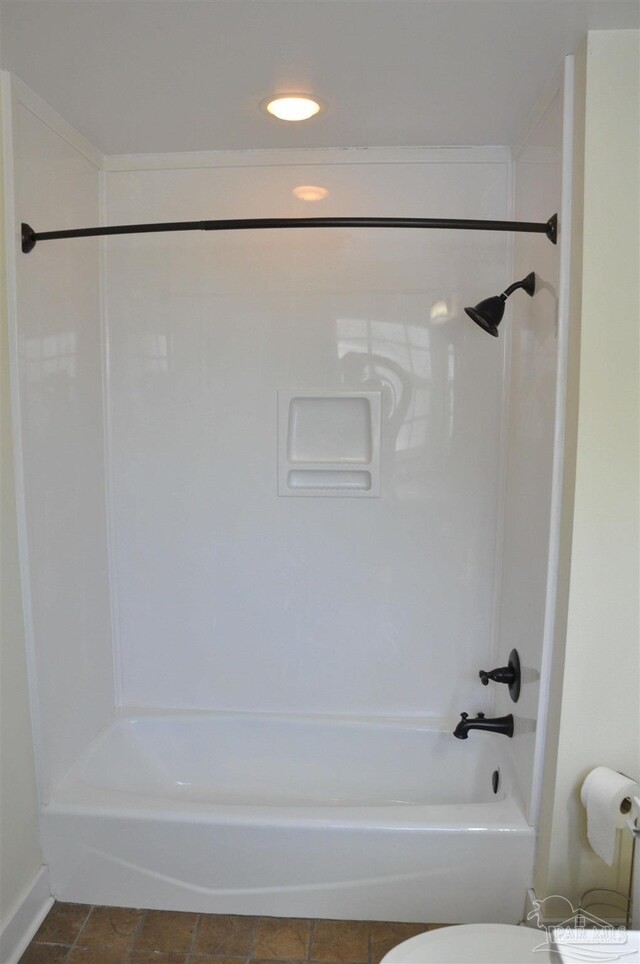 4565 Forsyth St, Bagdad, FL 32583 - full bathroom with tub / shower combination, toilet, and recessed lighting