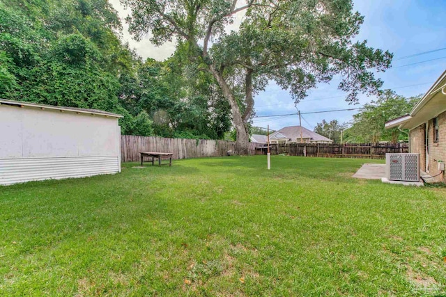 8500 Blue Jay Way, Pensacola, FL 32534 - view of yard