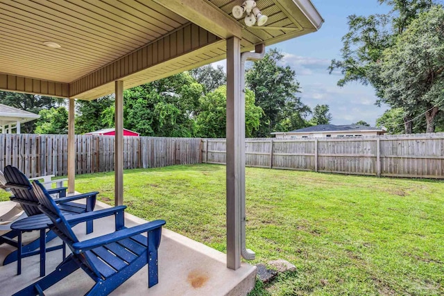 view of yard with a patio