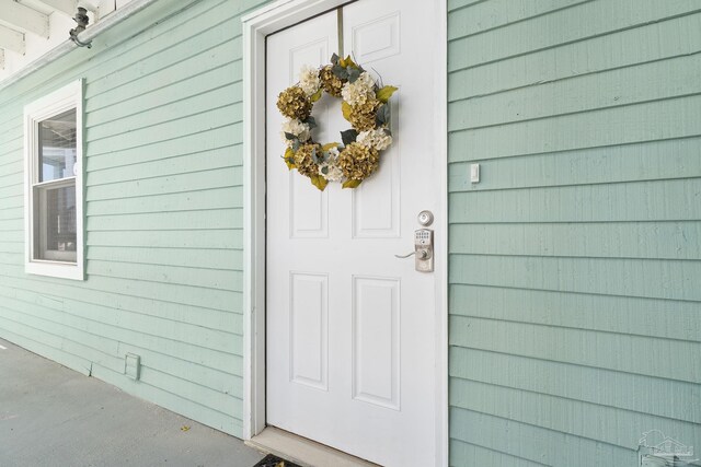 view of property entrance