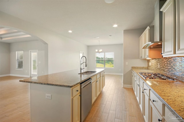 2665 Tulip Hill Rd, Pace, FL 32571 - kitchen featuring stainless steel appliances, baseboards, a sink, light wood finished floors, and recessed lighting