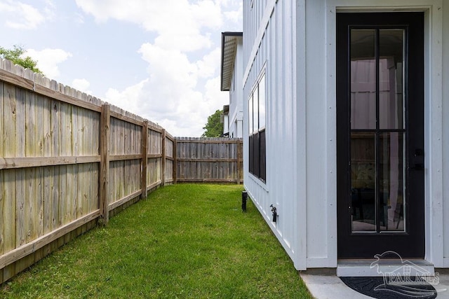 5611 Trout Ln, Pensacola, FL 32507 - view of yard