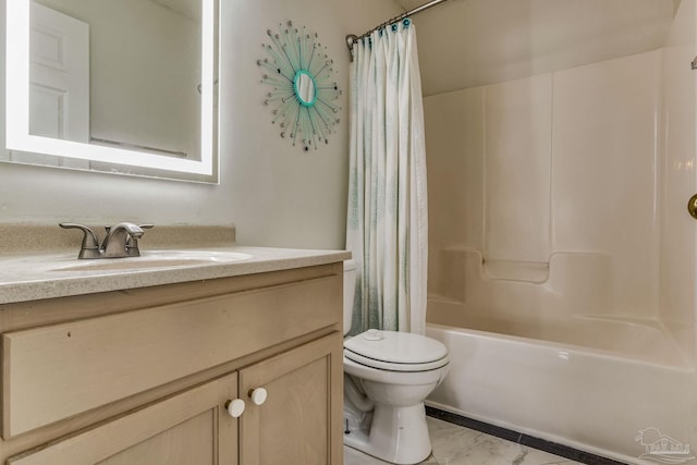 full bathroom featuring vanity, toilet, and shower / tub combo with curtain