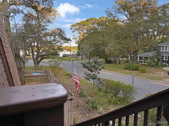 2701 E De Soto St, Pensacola, FL 32503 - view of yard with a hot tub