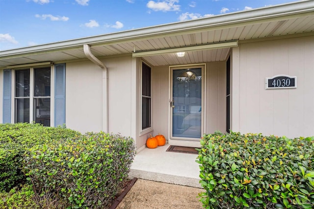 view of property entrance