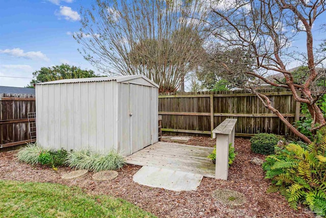 view of outbuilding