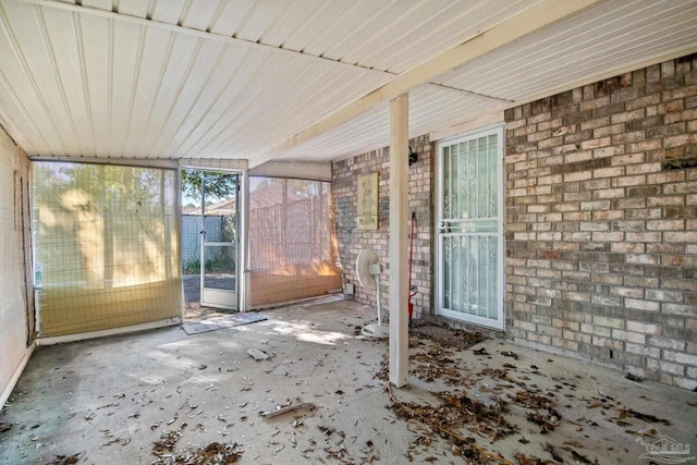 view of unfurnished sunroom