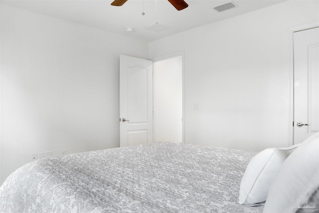 bedroom featuring ceiling fan