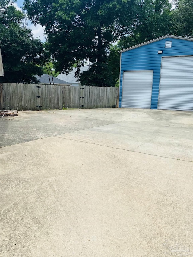 7453 Northpointe Blvd, Pensacola, FL 32514 - view of detached garage