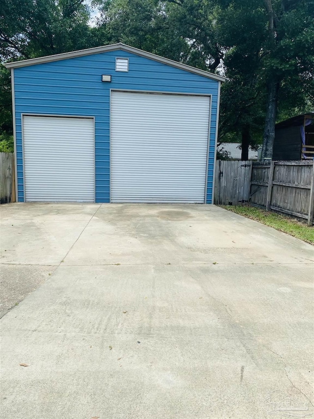7453 Northpointe Blvd, Pensacola, FL 32514 - view of detached garage