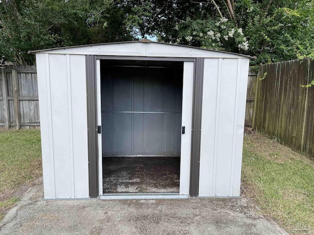 view of outbuilding