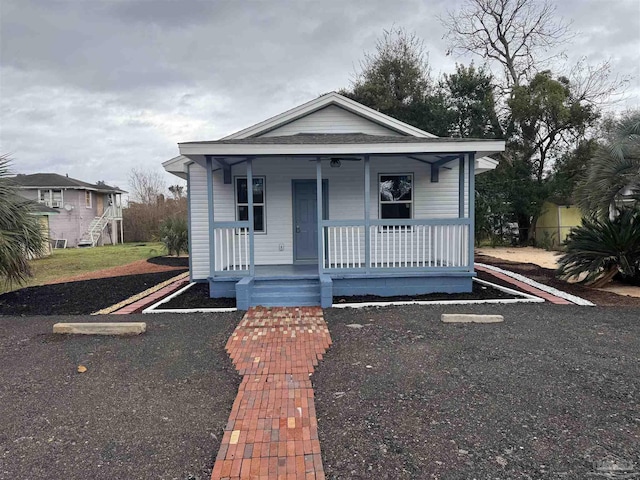 bungalow-style house with covered porch