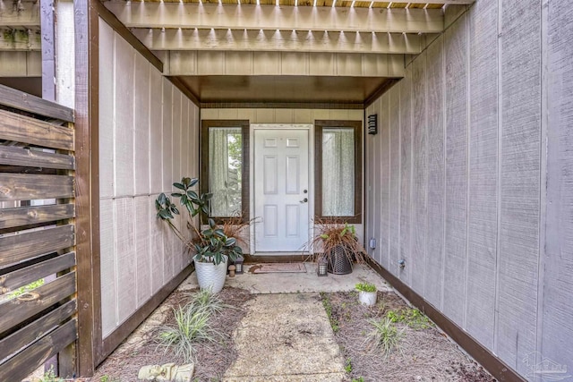 view of entrance to property