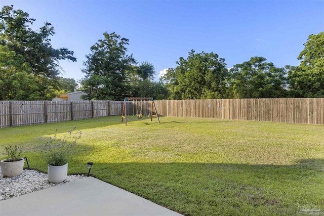 9938 Suwanee Ln, Pensacola, FL 32526 - view of yard with a playground