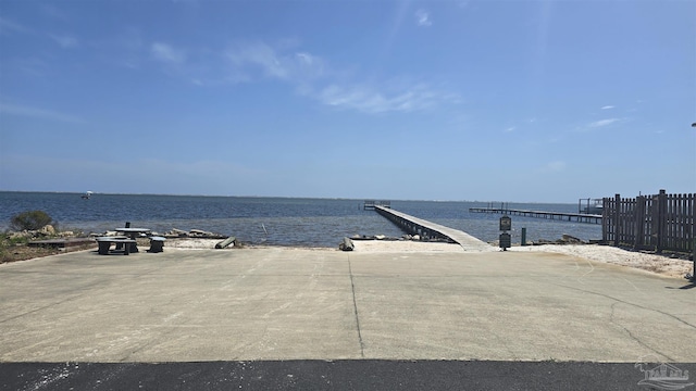 1637 Smugglers Cove Cir, Gulf Breeze, FL 32563