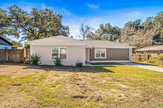 Listing photo 3 for 5841 Scotland Rd, Pensacola FL 32526