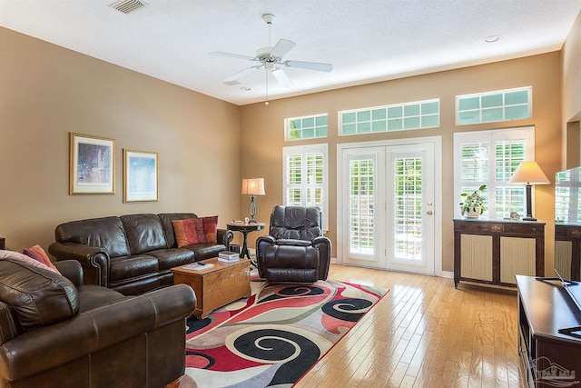 4200 Madura Rd, Gulf Breeze, FL 32563 - living room with a wealth of natural light, visible vents, a ceiling fan, and light wood-style flooring
