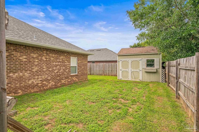 5409 Dalton Cir, Milton, FL 32570 - fenced backyard featuring a shed